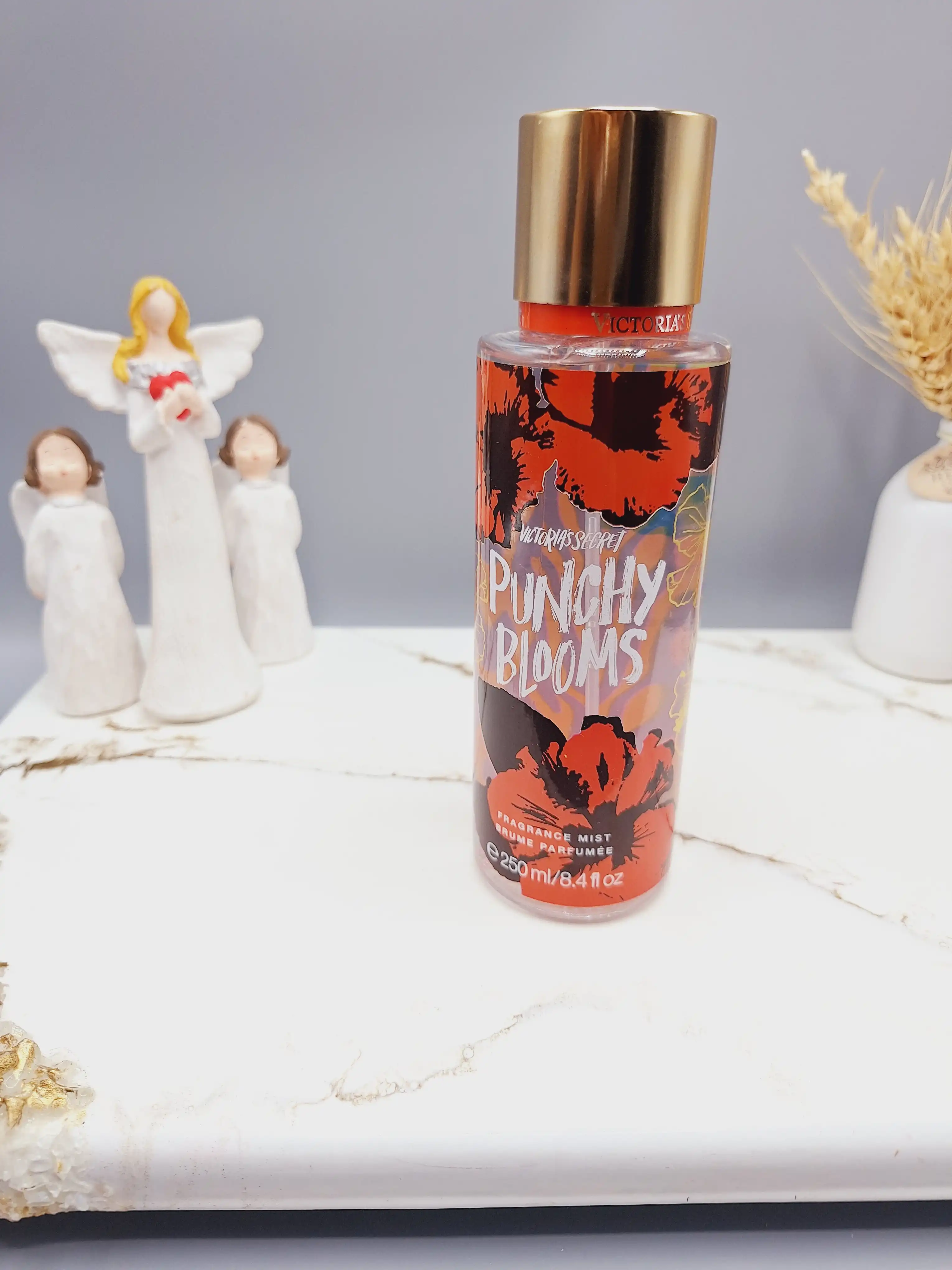 بادی اسپلش 250 ml شاین دار ویکتوریا سکرت مدل PUNCHY BLOGM اورجینال