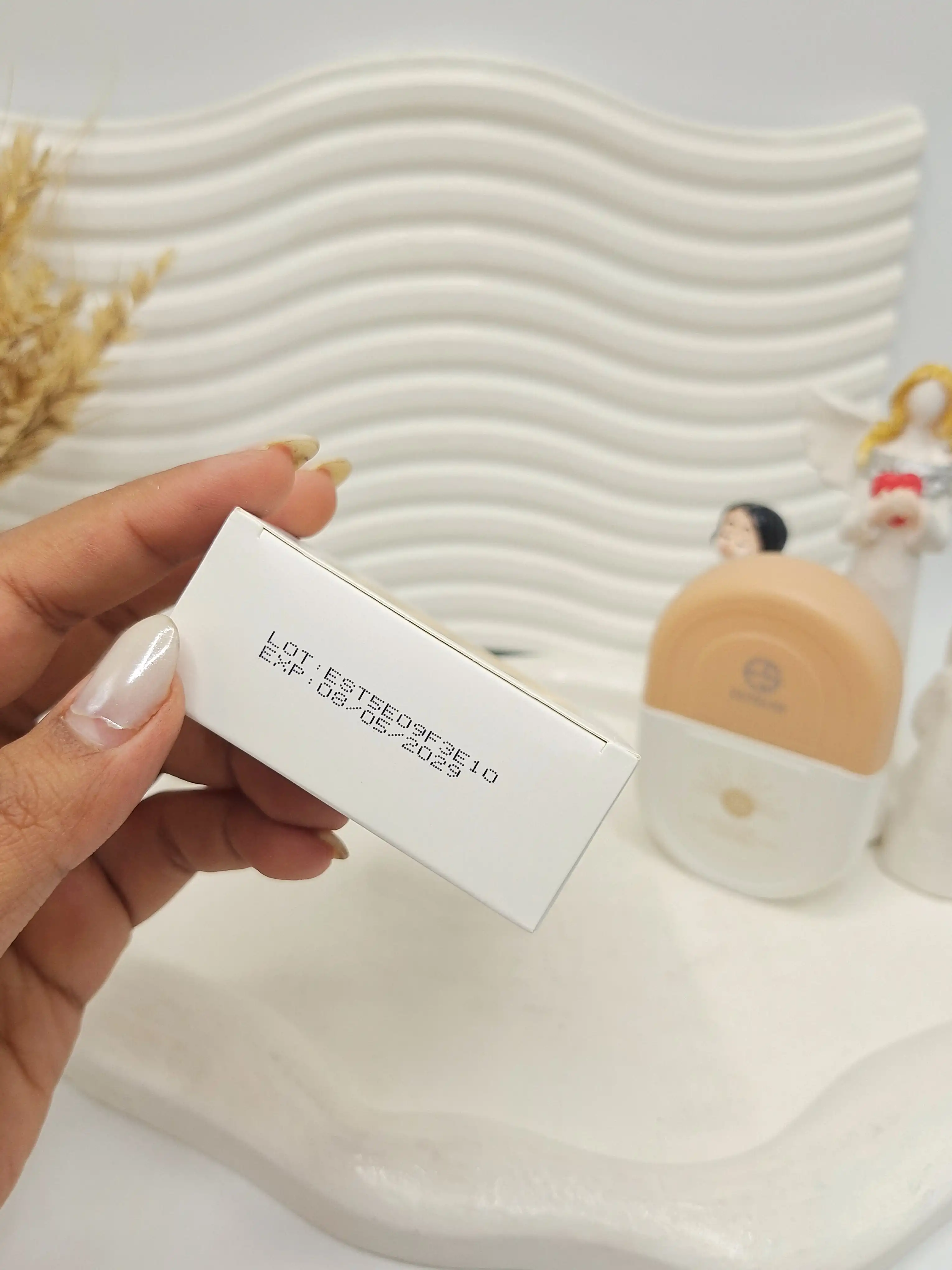 کرم ضد آفتاب استیلن رنگی 70میل spf70 اصلی کد 4589 (کارتن نارنجی)